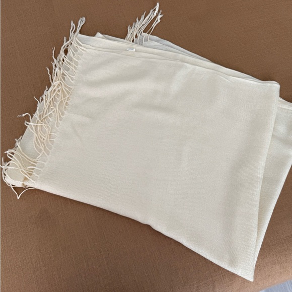 Elegant Cream Fringe Scarf - Picture 1 of 2